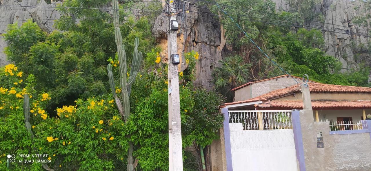 Апартаменты Casa Pedacinho Do Morro Бон-Жезус-да-Лапа Экстерьер фото